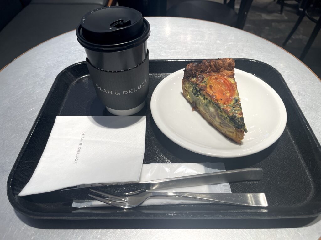 ラテマネー　ブログ　必要